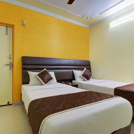 Hotel Garden Villa Патна Екстериор снимка