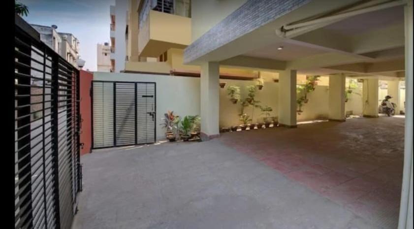 Hotel Garden Villa Патна Екстериор снимка